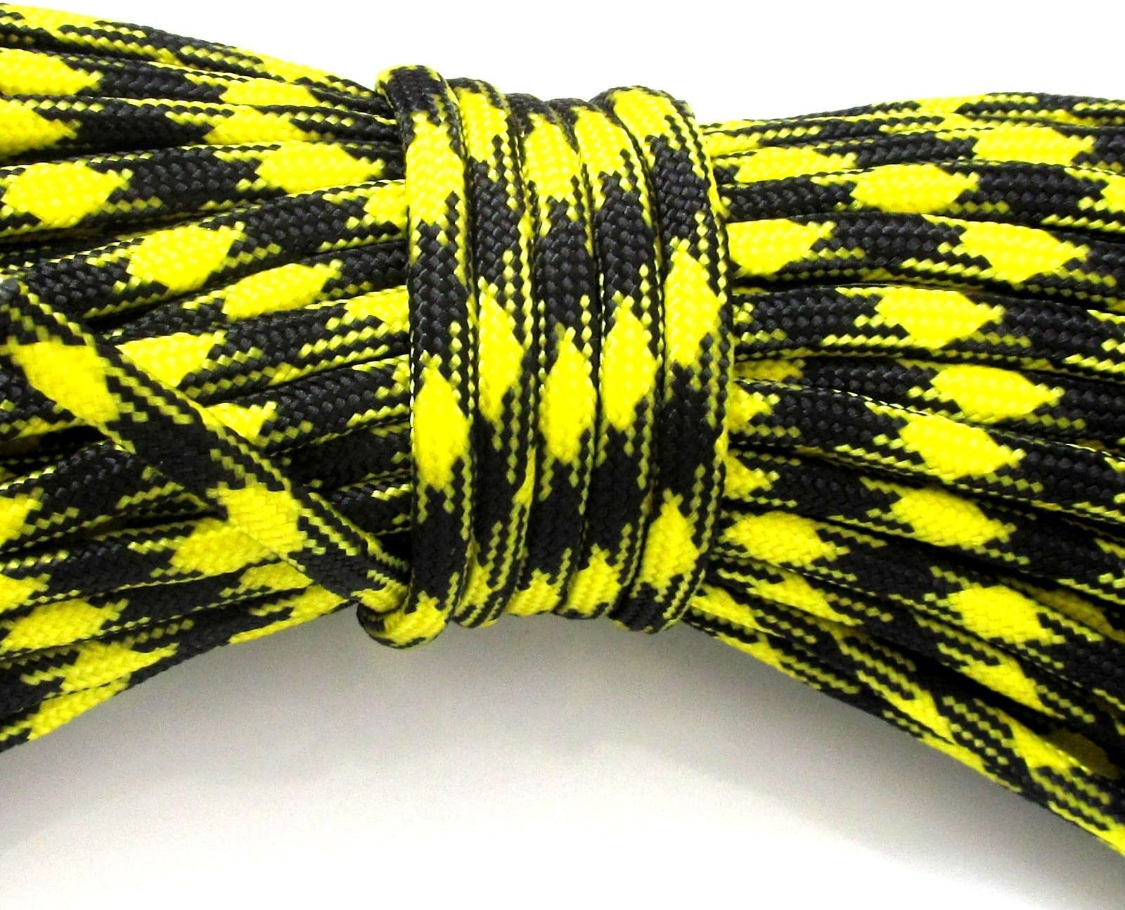 FamilyFirst Tradings 550 Paracord 7 Inner Strands Durable Rope- Choose 15ft, 50ft or 100ft- Camping Hiking Survival Bushcraft Bracelet