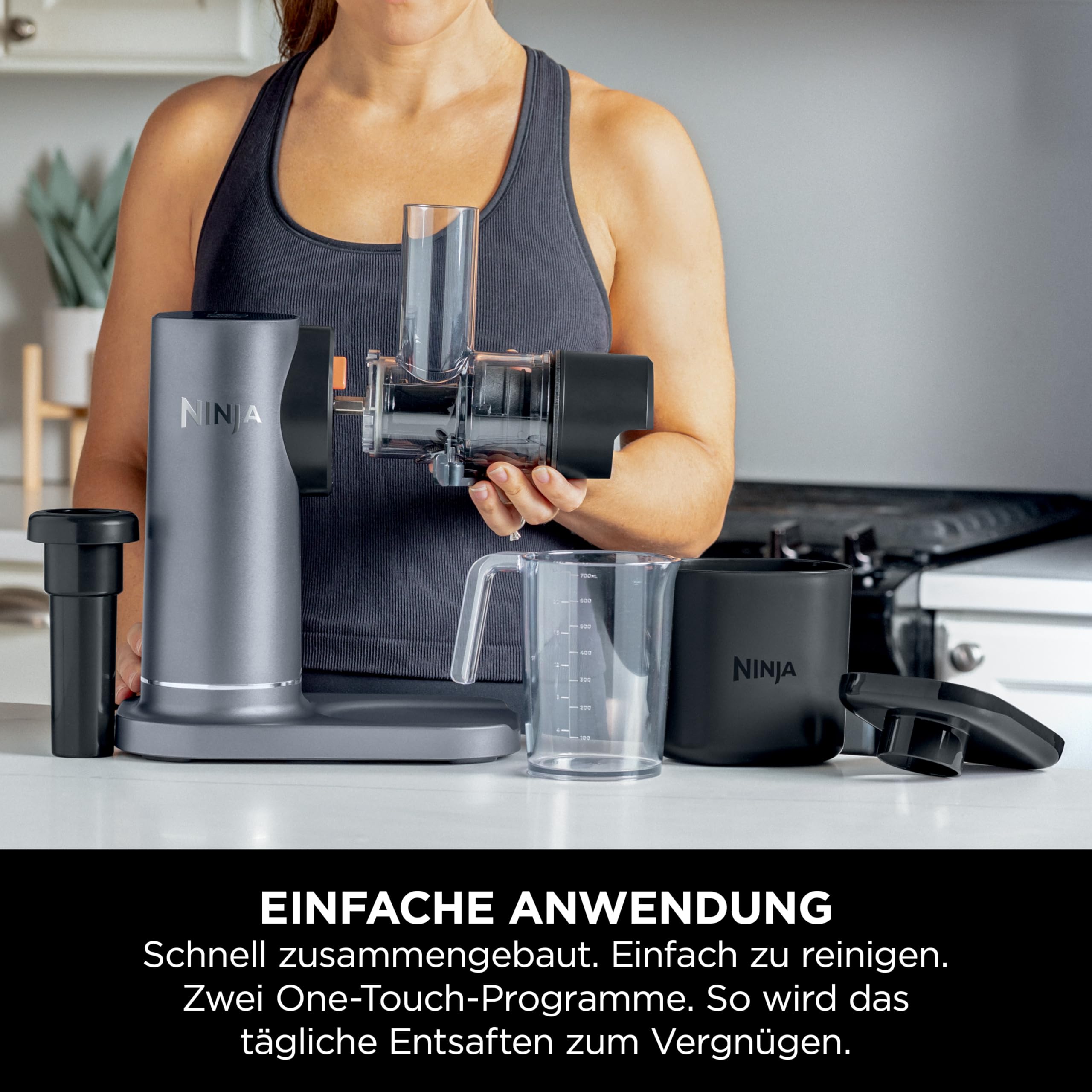Ninja Kaltpresse-Entsafter Gemüse und Obst mit 700-ml-Becher & 1,1-L-Fruchtfleischbehälter, für frische Säfte, Drinks & Wellness-Shots, kompakt, spülmaschinenfest & abnehmbare Teile, Grau JC151EU 7