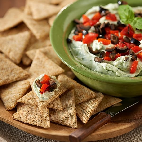 TRISCUIT THIN CRISPS PARMESAN GARLIC WHOLE GRAIN WHEAT CRACKERS, LUNCH SNACKS, SNACK CRACKERS, 7.1 OZ