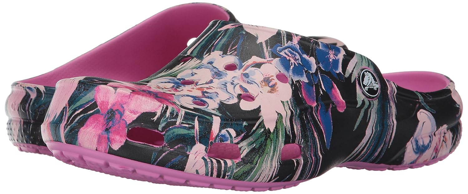 crocs freesail graphic women clog in pink