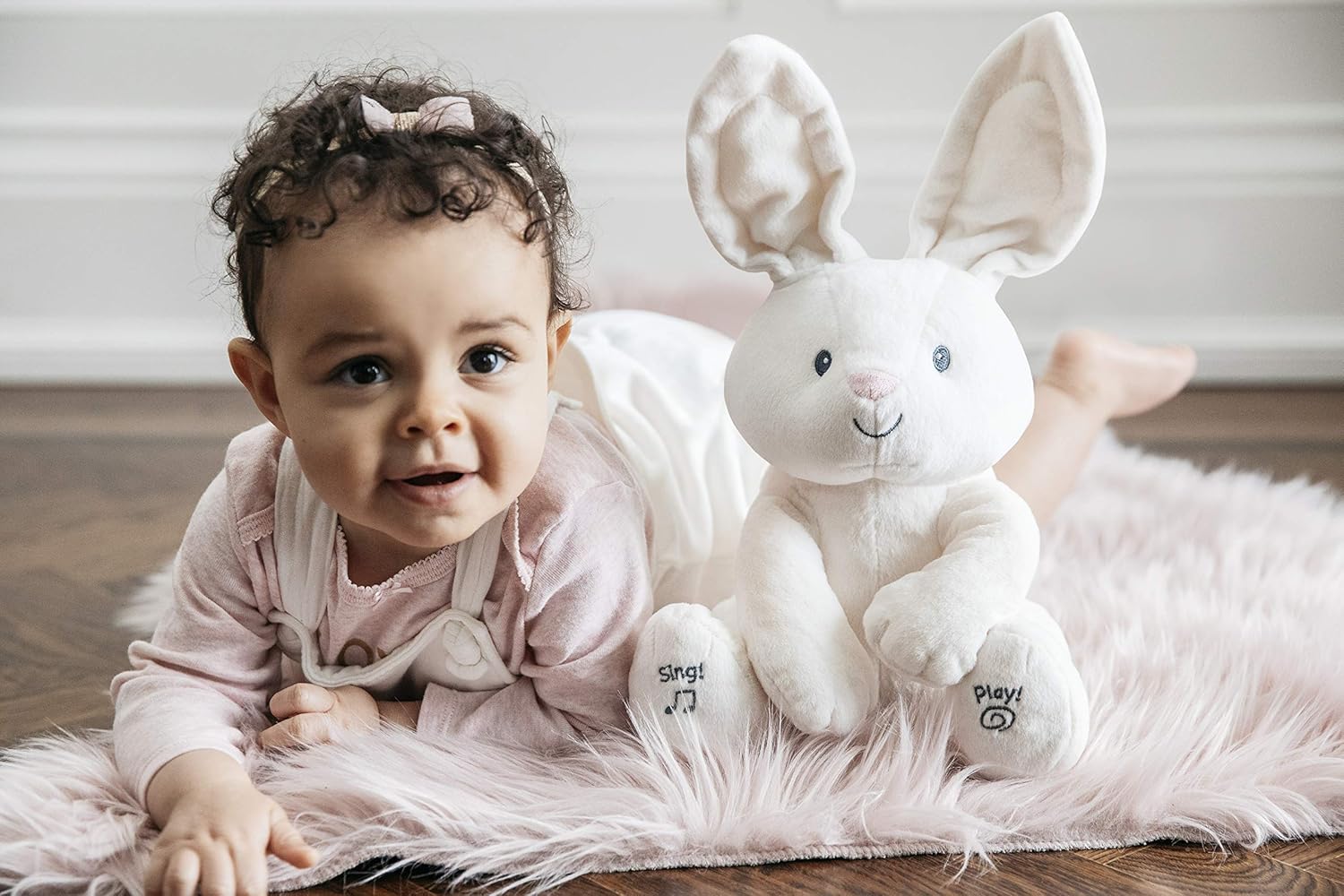 Baby GUND Flora The Bunny Animated Plush Stuffed Animal Toy, Cream, 12": Toys & Games