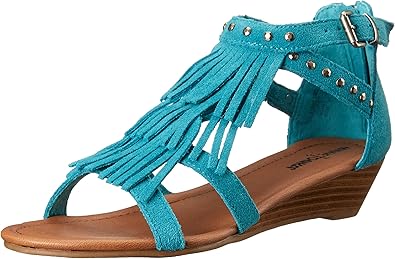 minnetonka sandals amazon