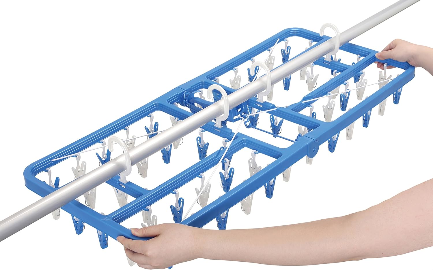 Amazon Co Jp 東和産業 ハンガー Sla サイドフック付 角ハンガー ピンチ60個付き ホーム キッチン