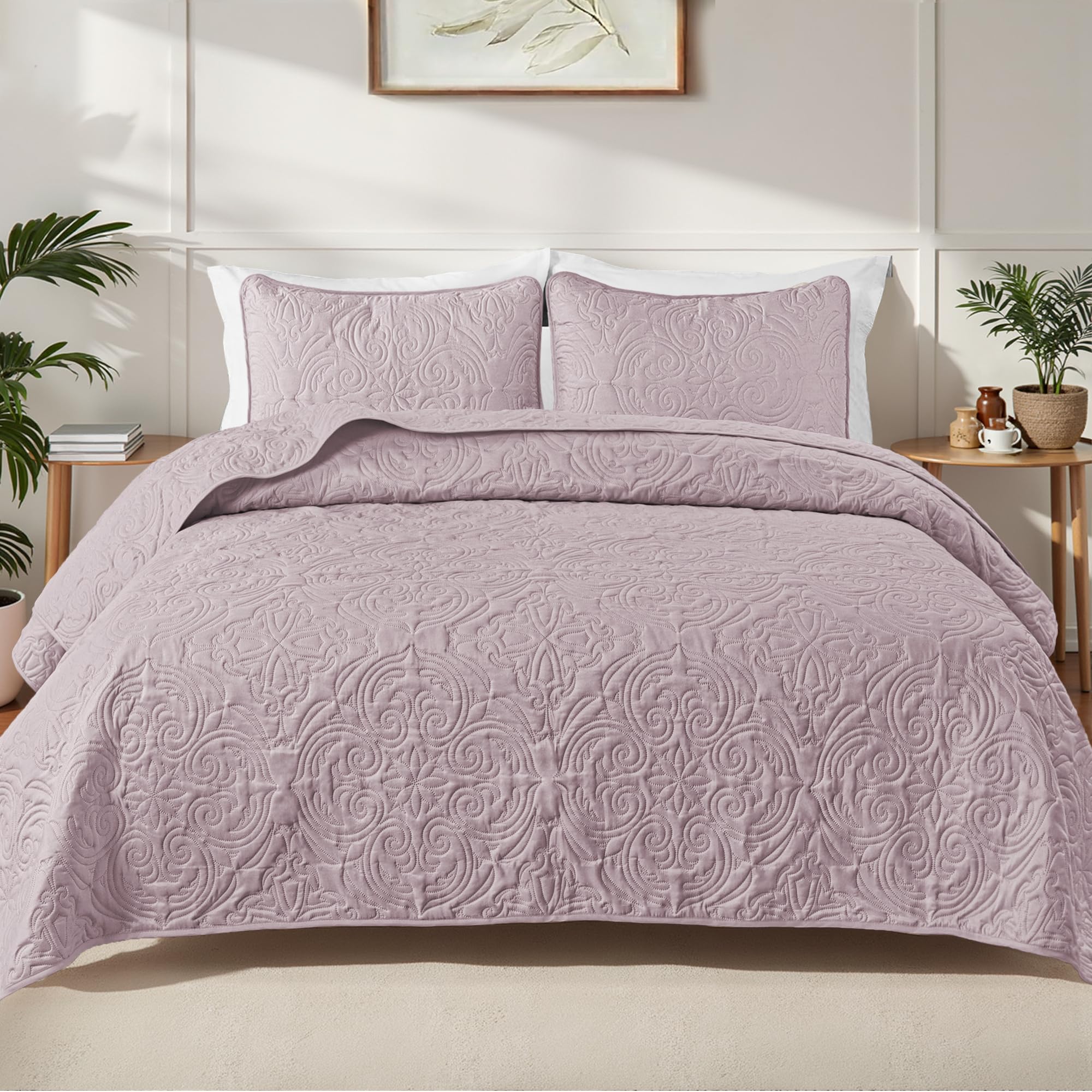 Exclusivo Mezcla Quilt Set Oversized King Size with 2 Pillow Shams, Lightweight Lilac Ash Quilts with Vintage Damask Pattern, Soft Cal King Bedspreads Coverlets Bedding Set for All Seasons