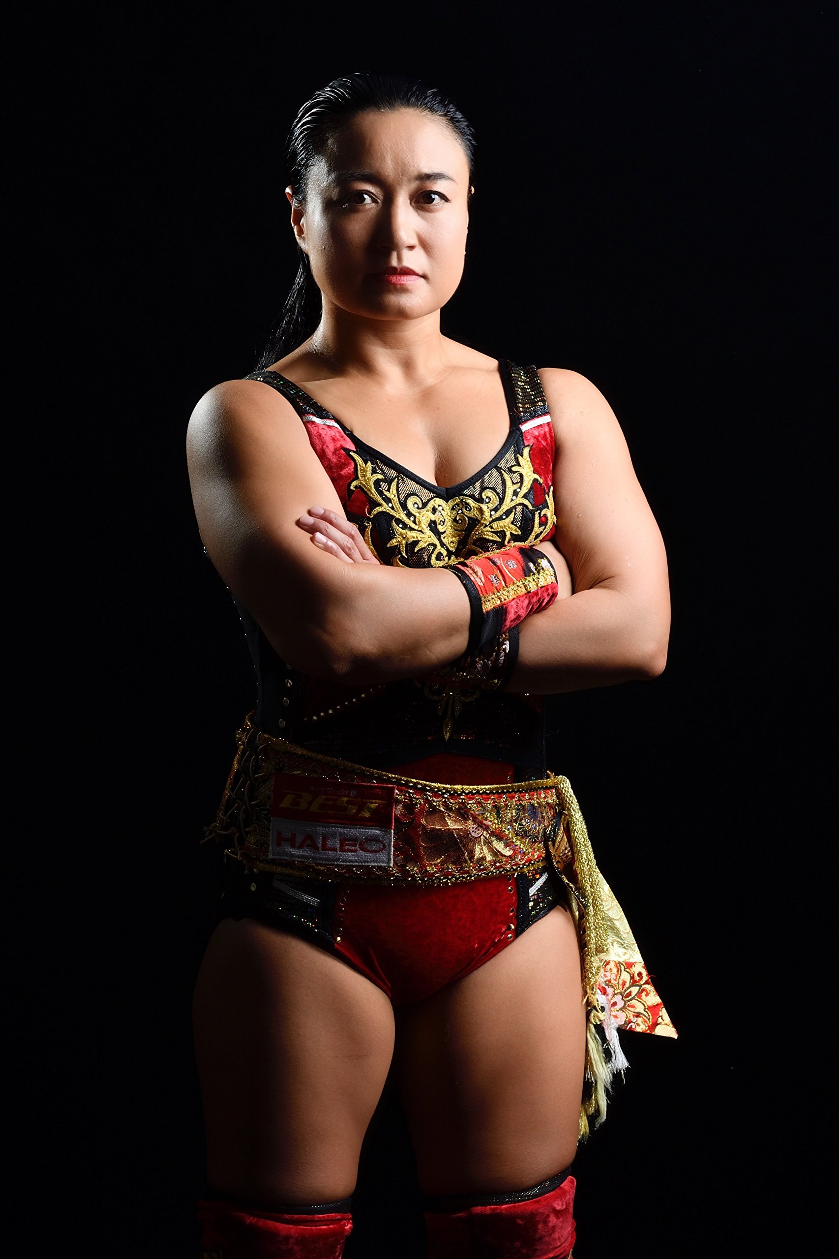 かっこいい の鍛え方 女子プロレスラー里村の報われない22年の日々 しごとのわ 里村明衣子 本 通販 Amazon