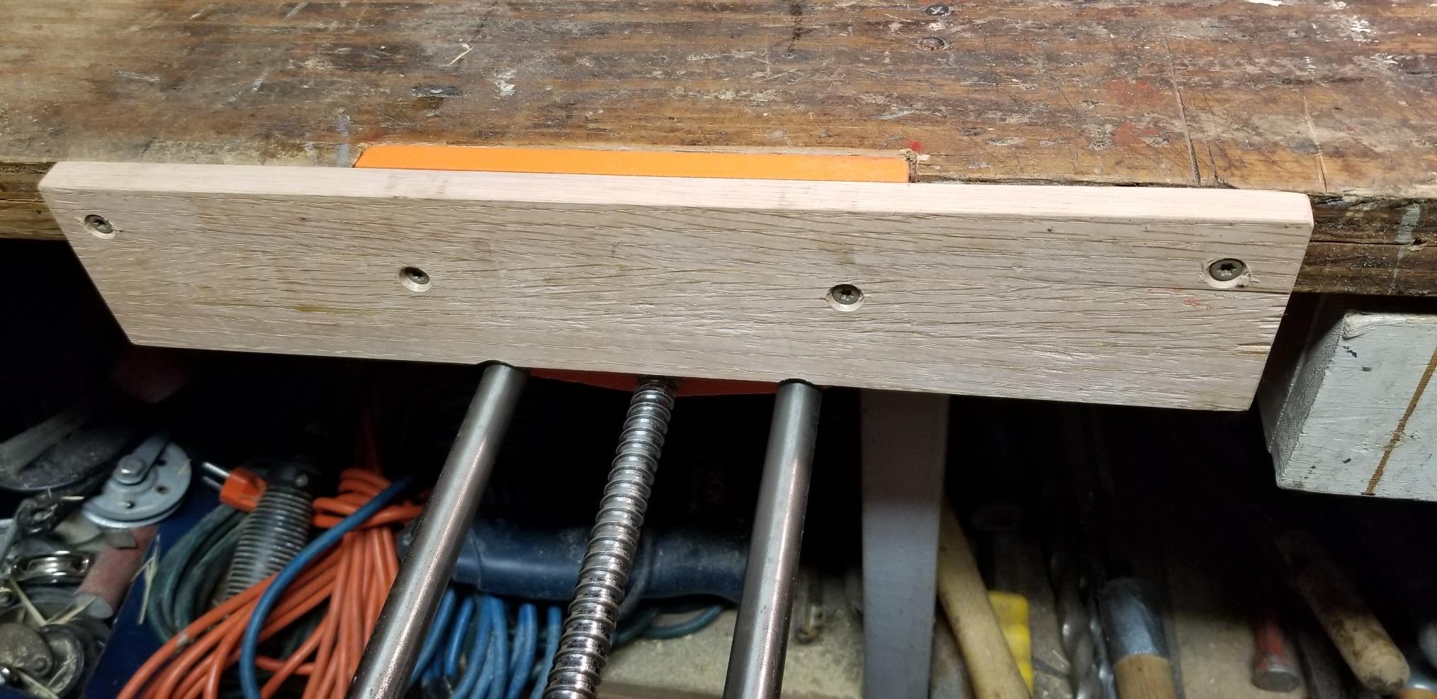 9/mo Finance Pony 27091 Medium Duty Woodworker's Vise