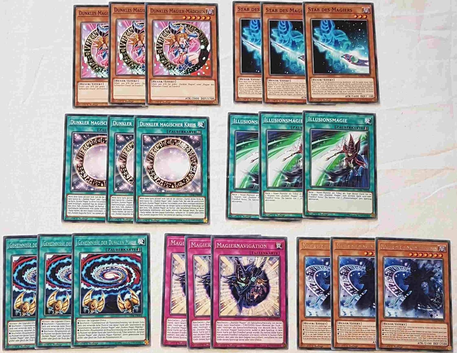 Wie Viele Karten Dürfen In Einem Yugioh Deck Sein yu-gi-oh Dunkler Magier Deck Core 21 Karten: Amazon.de: Spielzeug