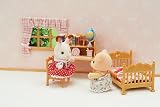 Sylvanian Families Children’s Bedroom Set 5338 Dollhouse Furniture view 7