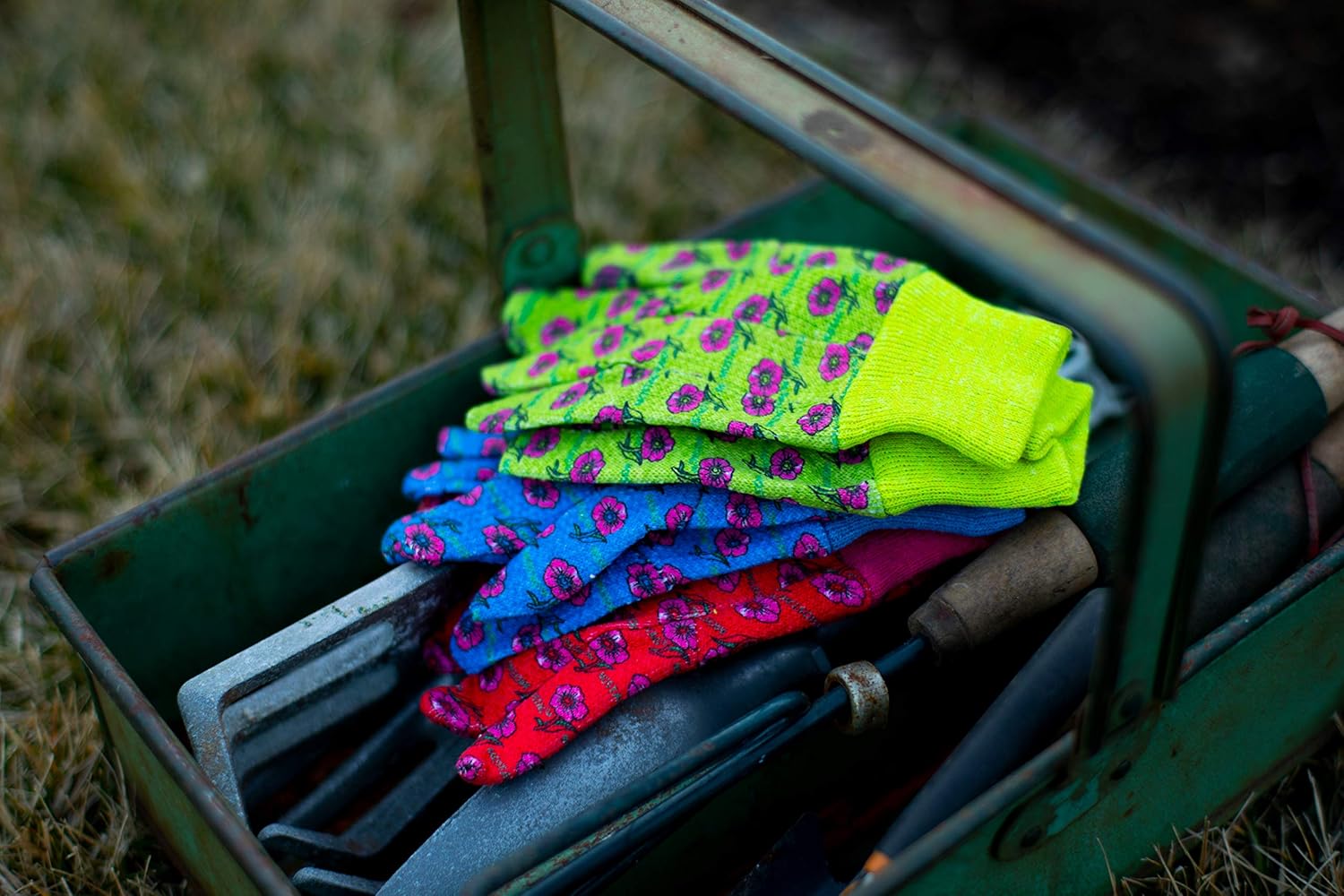 G & F 1823-3 JustForKids Soft Jersey Kids Garden Gloves, Kids Work Gloves, 3 Pairs Green/Red/Blue per Pack: Home Improvement