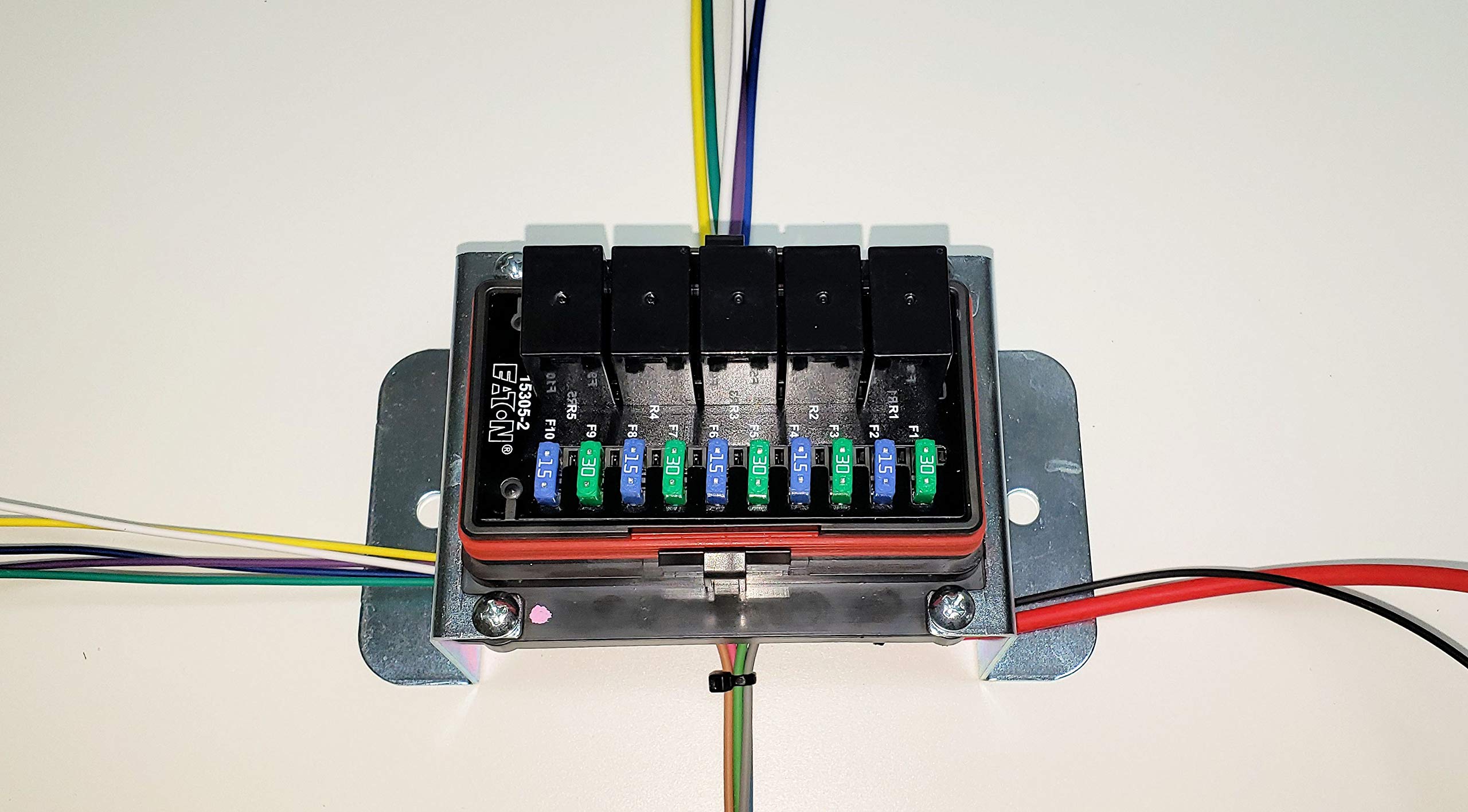 Concours Specialties Universal Waterproof Relay/Fuse Distribution Box Cooper Bussmann w/Ground