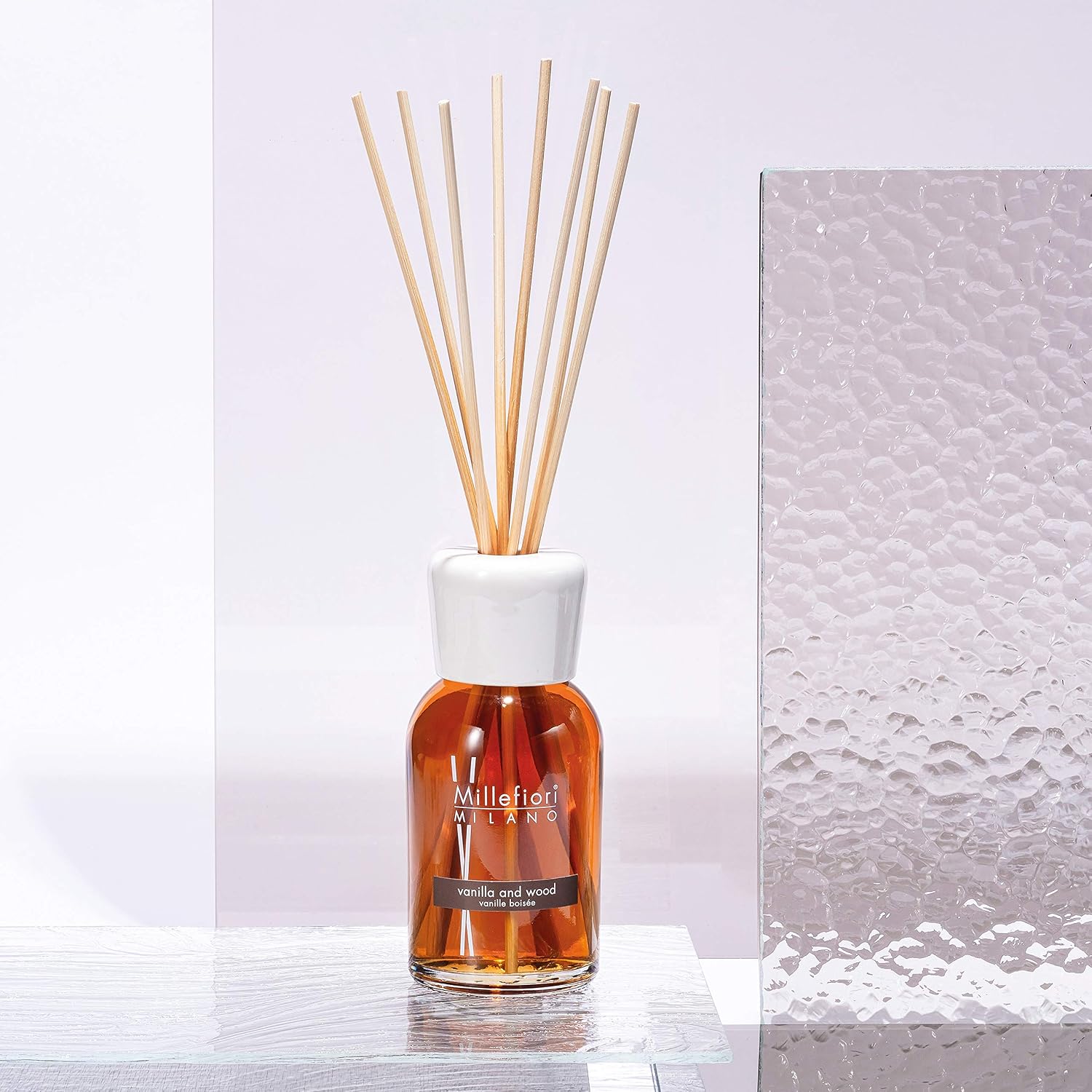 Millefiori Milano Scented Reed Diffuser Refill | Vanilla and Wood | 250 ml - Image 3