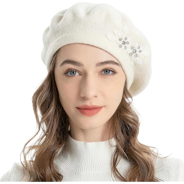 ZLYC French Beret Hat Fashion Print Lightweight Winter Warm  display picture 3