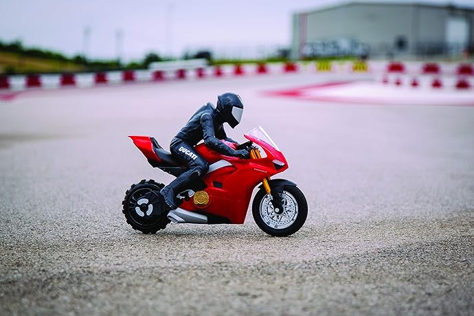 金盒特价 Upriser 杜卡迪 Panigale V4 S 1:6 自平衡遥控摩托车玩具 6.7折.99 海淘转运到手约¥850