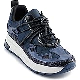 Karl Lagerfeld Womens Mabli Everyday Slip on Sneaker