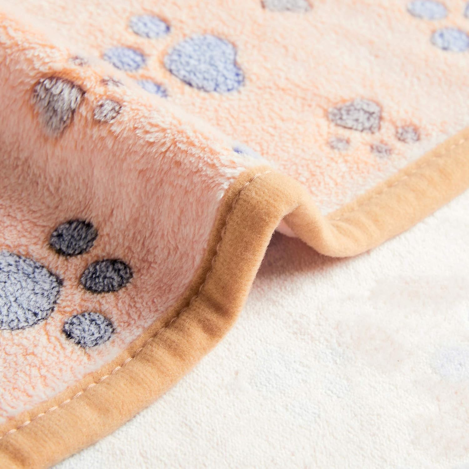 Allisandro Extra Softness and Fluffy 350 GSM Lightweight Microplush Fleece Throw Blanket for Small, Medium and Large Dogs, Puppies, Cats and Kittens, Brown, 40 x 32 Inches : Pet Supplies