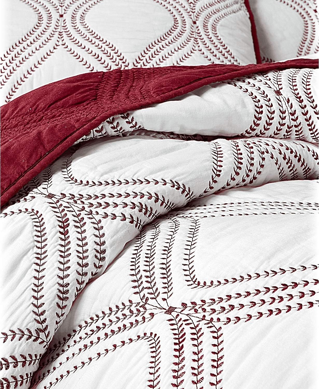 replacement martha stewart outdoor furniture on Martha Stewart Collection Gramercy Gate Full Queen Cotton Reversible Quilt Red White Quilts Quilts Sets