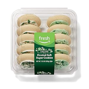 Fresh Brand – St. Patrick's Day Frosted Soft Sugar Cookies, 13.5 oz (10 ct) (Seasonal)