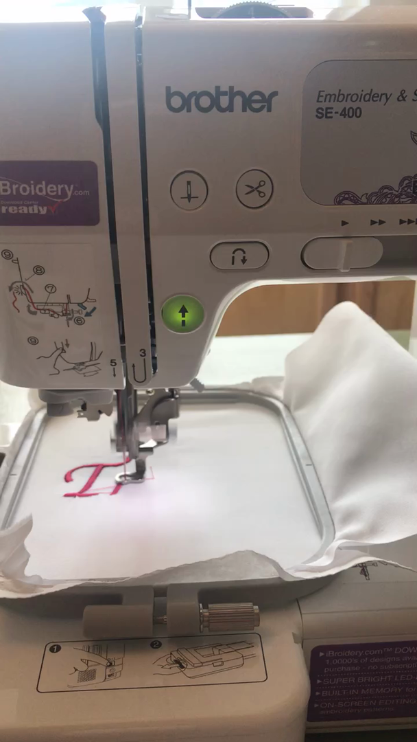 Brother SE400 Combination Computerized Sewing and 4x4