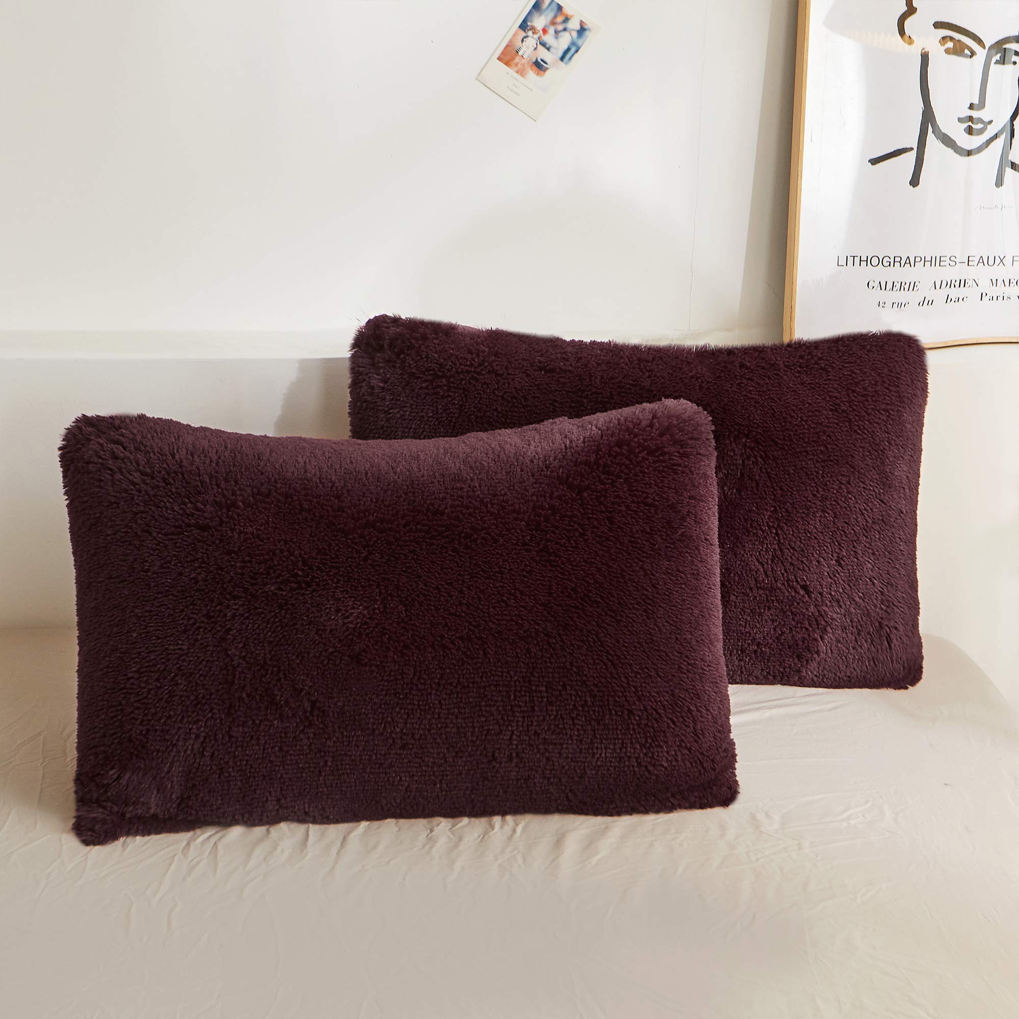 XeGe Faux Fur Throw Pillow Cases, Plush Shaggy Ultra Soft Pillow Covers, Fluffy Crystal Velvet Decorative Pillowcases, Furry Fuzzy Pillow Shams Zipper Closure, Set of 2 (King, Burgundy)