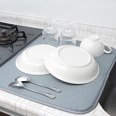 Amazon Co Jp Mikketa 水切りマット キッチン 食器 大判 速乾 吸水 グレー 抗菌 防カビ 加工 全8色 ホーム キッチン