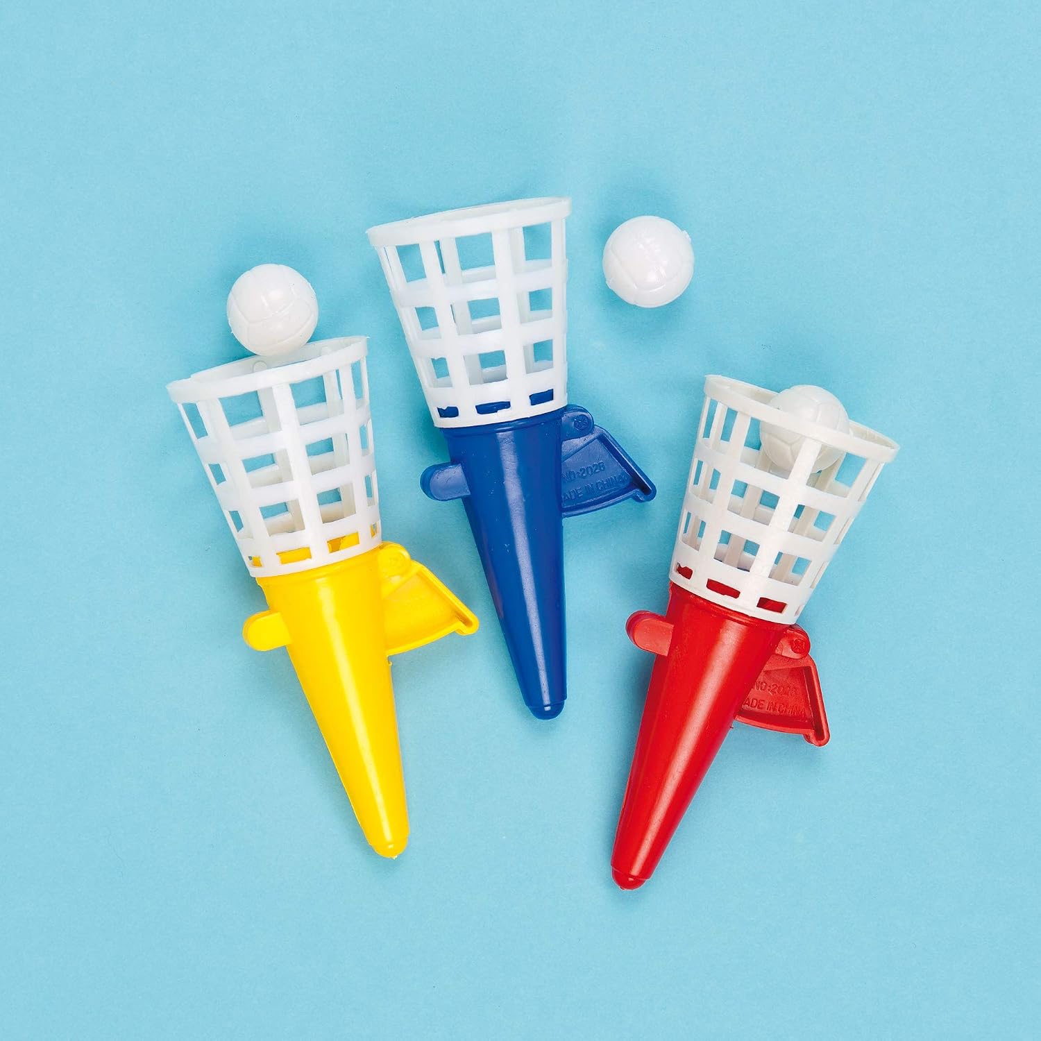 Baker Ross O526 Pop and Catch Games for Kids Party Bag Fillers Games and Prizes (Pack of 6), Assorted - Image 3
