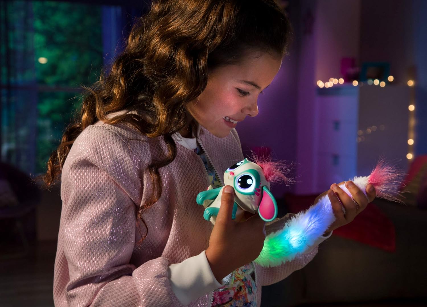 Mattel GHP19 – Lil ́Gleemerz Amiglow Blue Interactive Toy, Reacts to ...