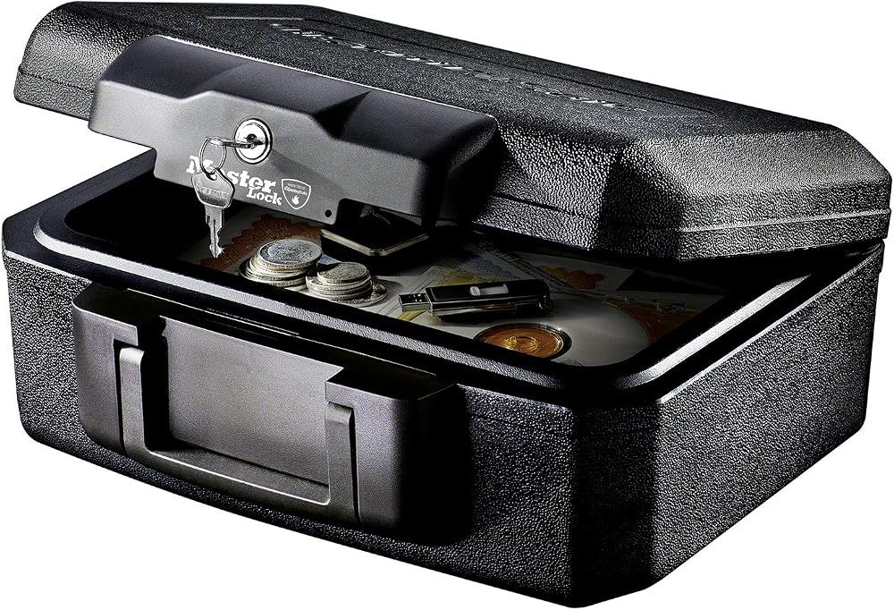 Master Lock Fireproof Safe Box 5L with Key 36.2 x 28.4 x 15.6 cm Black
