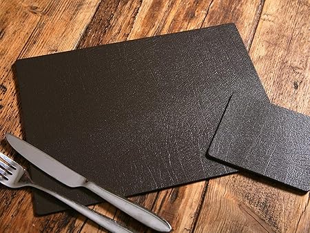 Tischsets von Giftag, 8 braune Platzsets und 8 Untersetzer aus Lederfaserstoff, hergestellt in Großbritannien, 16 Stück