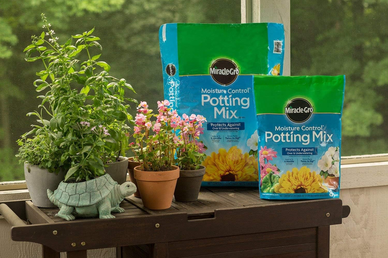 Miracle-Gro Moisture Control Potting Mix 8 qt., Protects Against Over and Under Watering Container Plants, 2 Pack : Garden & Outdoor