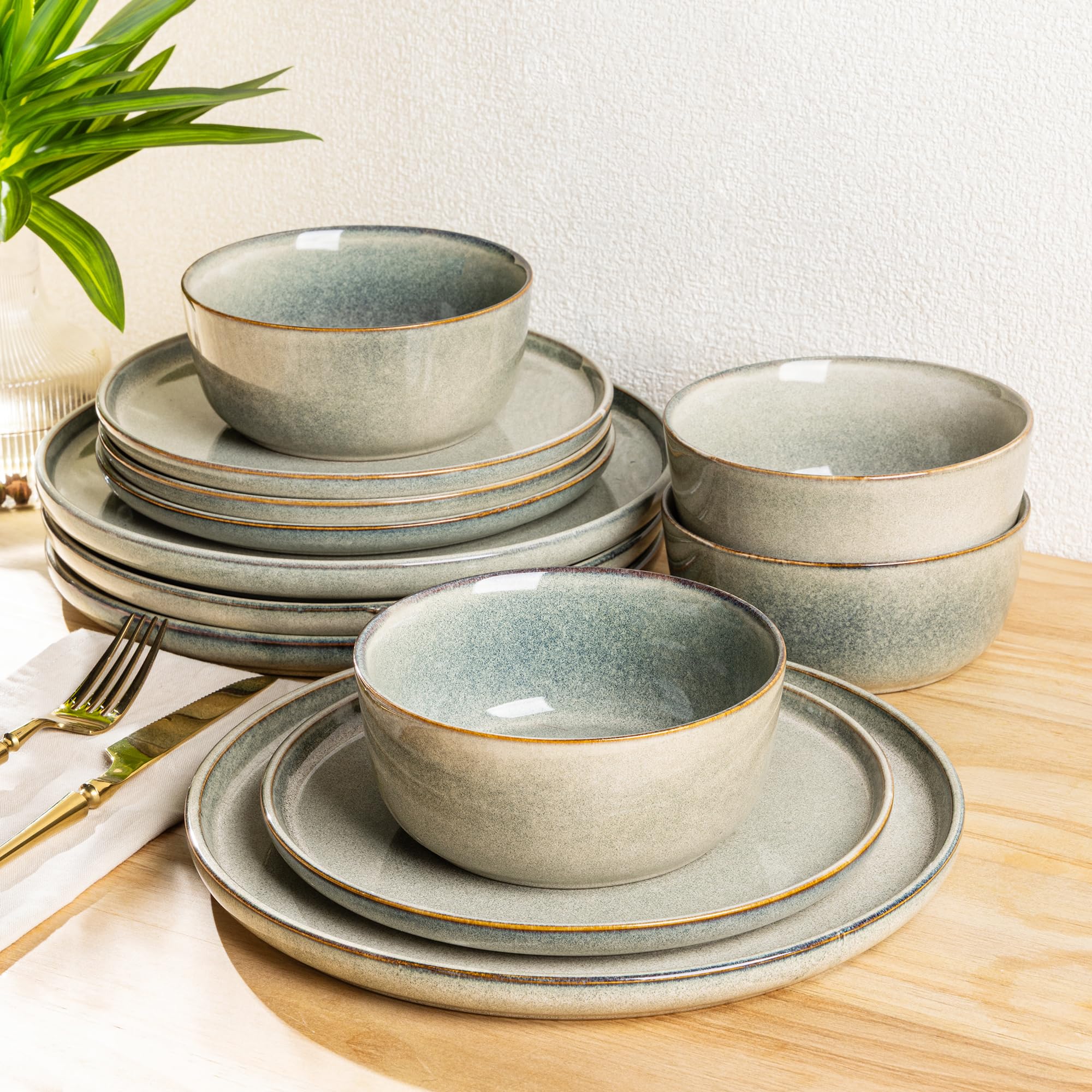 AmorArc Stoneware Dinnerware Sets for 4,Round Reactive Glaze Ceramics