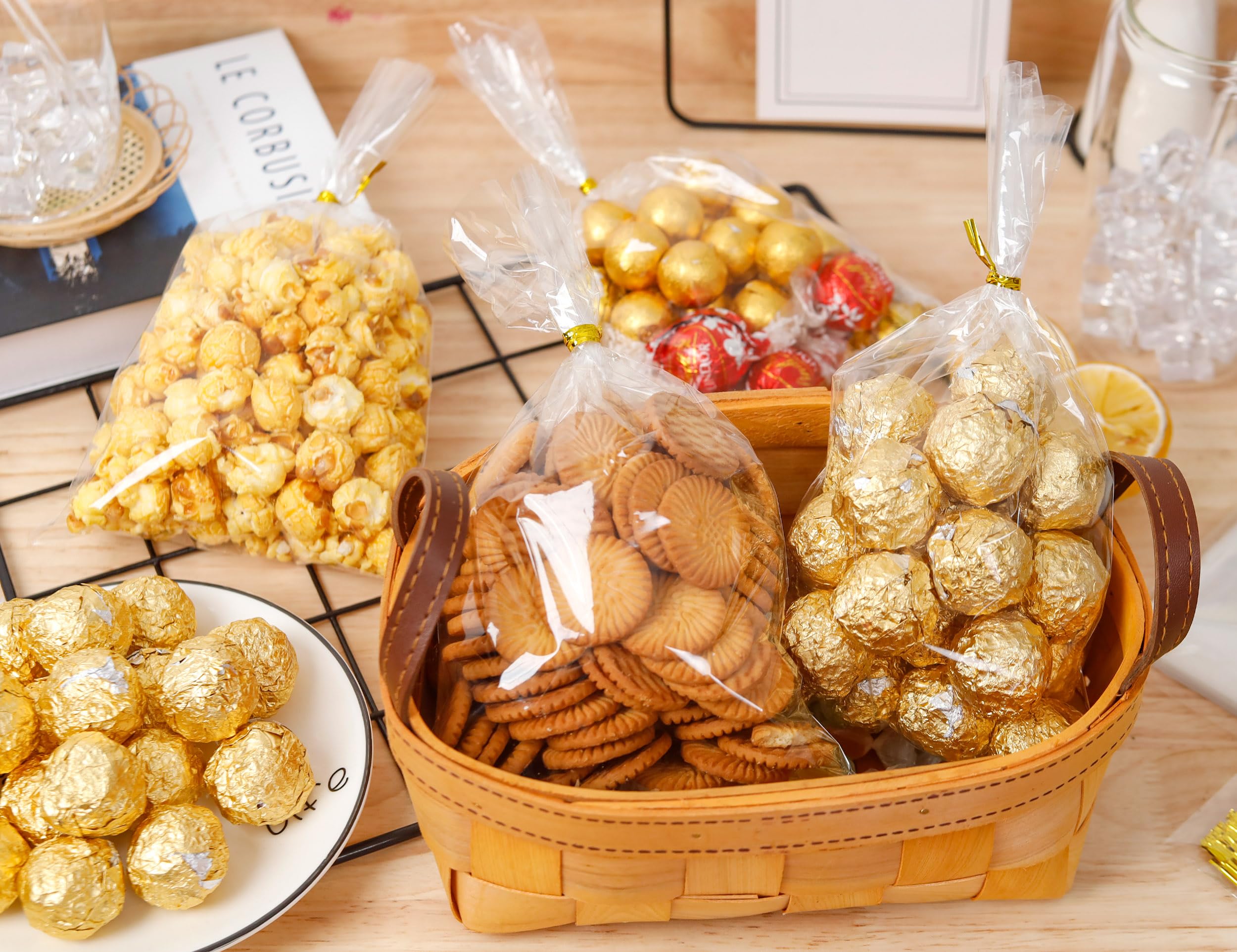 LOKIQNG Cellophane Bags Plastic Gift Bag Clear Cookie Treat Bags with Twist Ties for Party Favor Bag(100PACK,6x10inch)