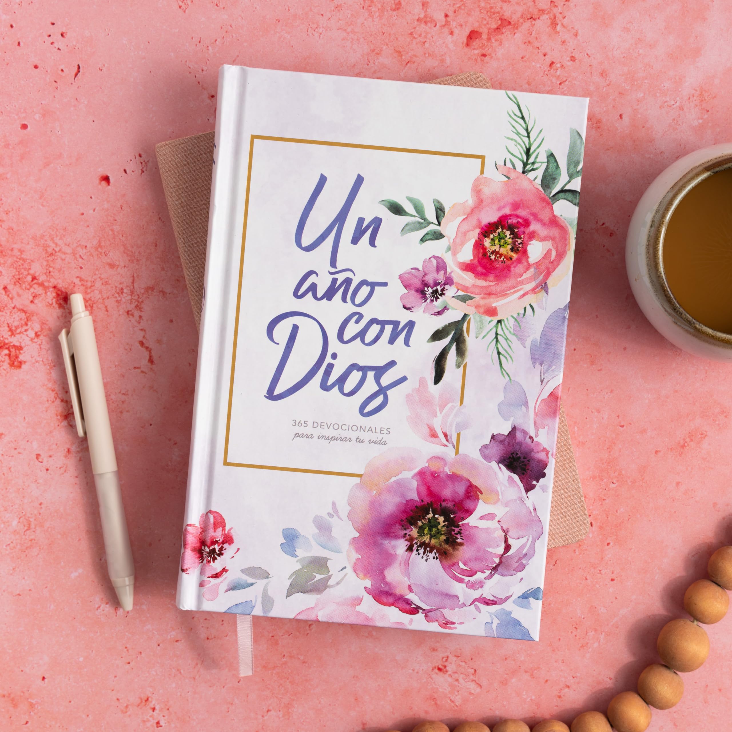Un año con Dios: 365 devocionales para inspirar tu vida | A Year With God: 365 Devotions to Inspire Your Life (Spanish Edition) Un año con Dios: 365 devocionales para inspirar tu vida | A Year With God: 365 Devotions to Inspire Your Life (Spanish Edition) Hardcover Kindle