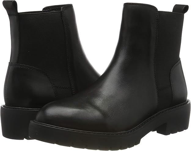 gliding boot steve madden