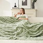 Cozy Bliss Fluffy Faux Fur Throw Blanket for Couch,Warm Cozy Soft Green Throw Blankets for Sofa Bed Living Room,50x60 Inches