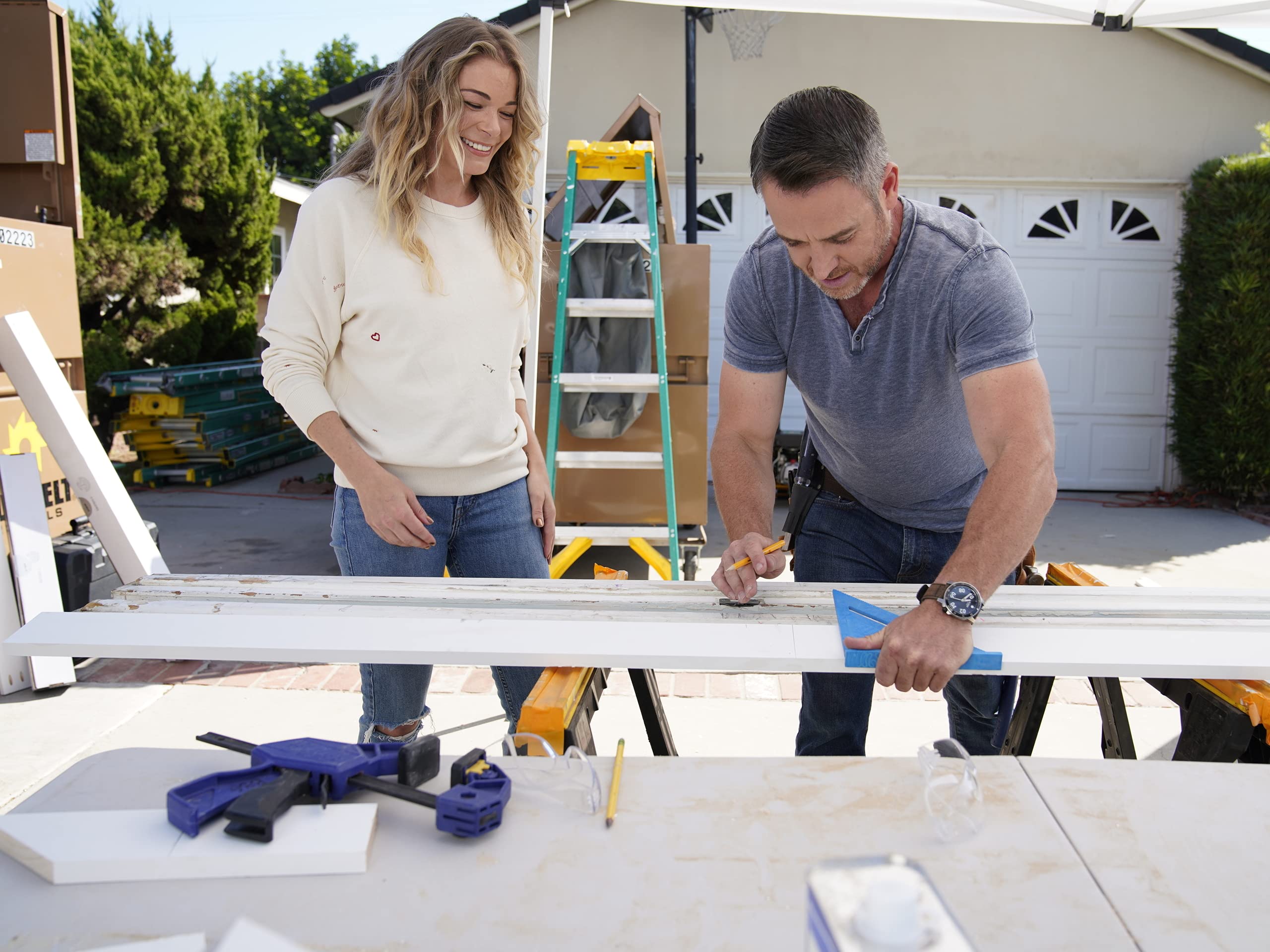 Watch Extreme Makeover: Home Edition - Season 1 | Prime Video