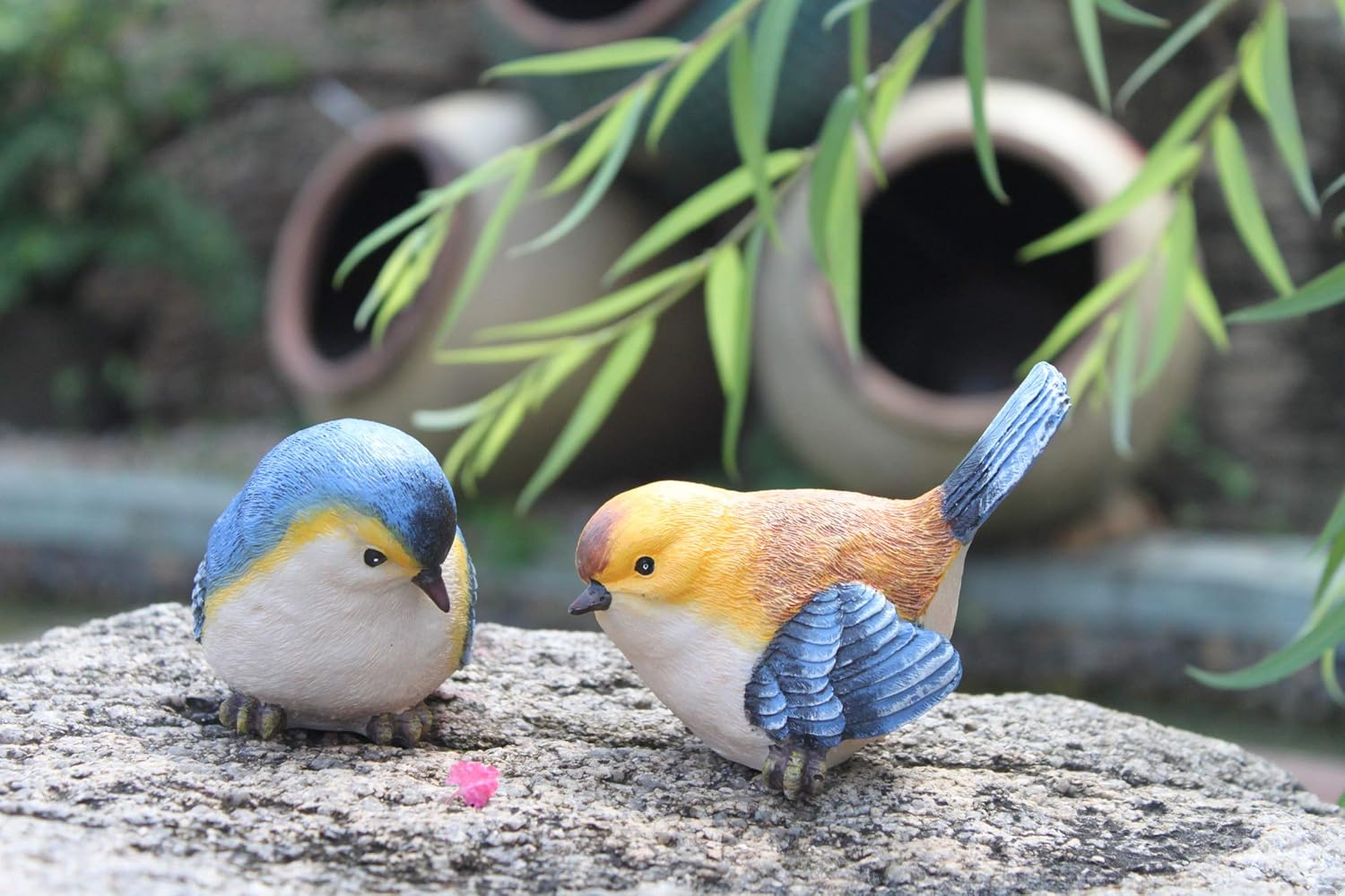 Bird Animal Garden Statues Figurine - Funny Sculpture Ornaments Décor - Best Indoor Outdoor Statues Yard Art Figurines for Patio Lawn House: Home & Kitchen