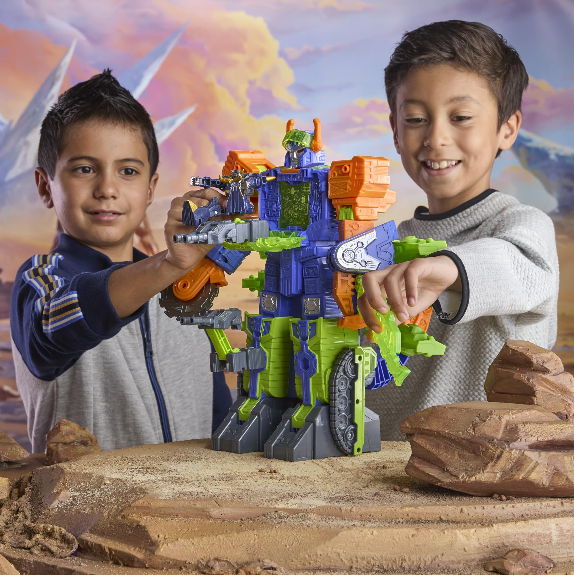 Transformers CYBERWORLD Scorponok Strike Battle Set, Converting Action Figure Playset with Lights and Sounds, Robot Toys for Boys and Girls 6 and Up