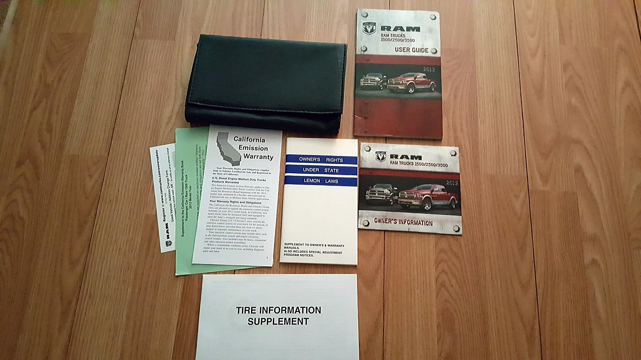 2012 Dodge Ram Trucks 1500/2500/3500 Owners Manual Paperback – 2012