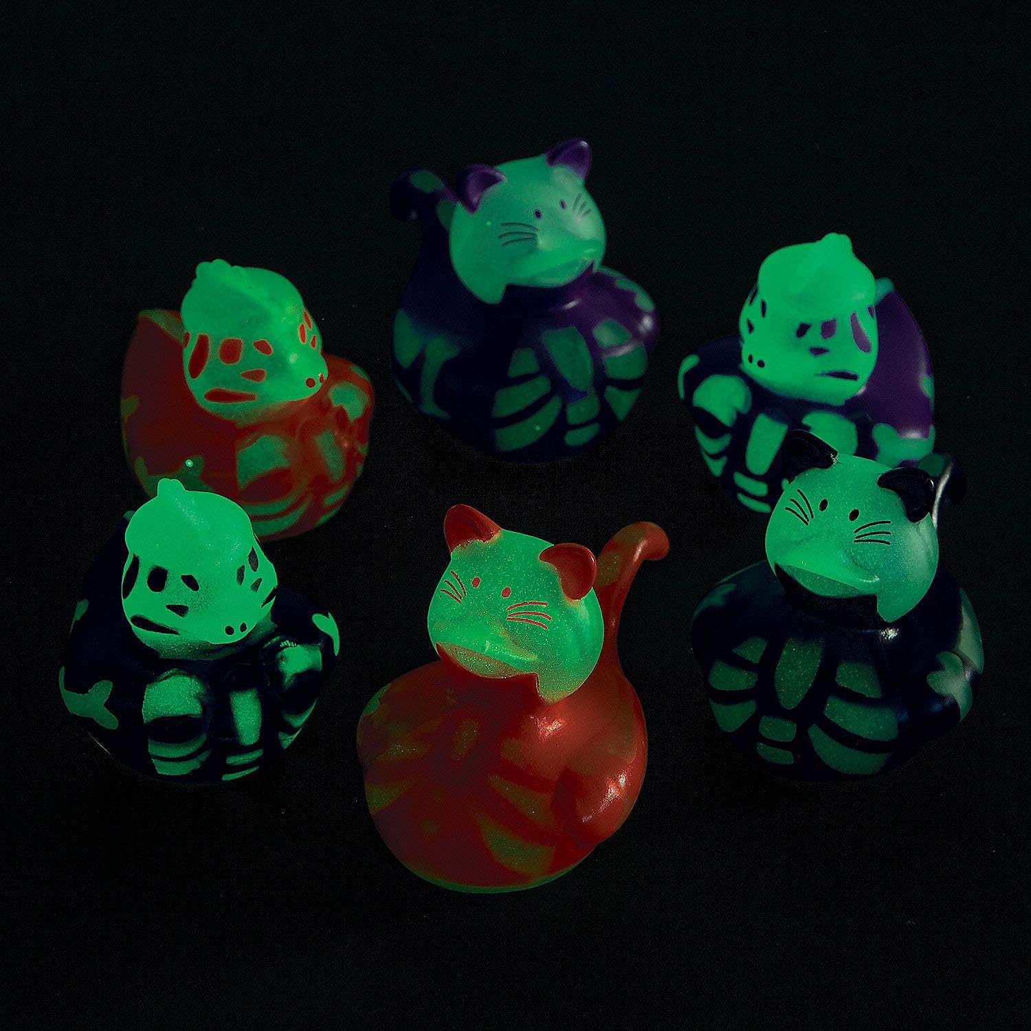 Fun Express Halloween Skeleton Rubber Duck Asst for Halloween - Toys - Character Toys - Rubber Duckies - Halloween - 50 Pieces