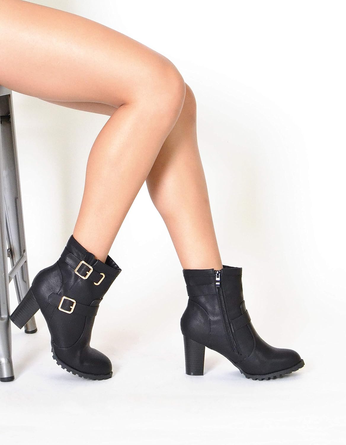 wide feet boots womens