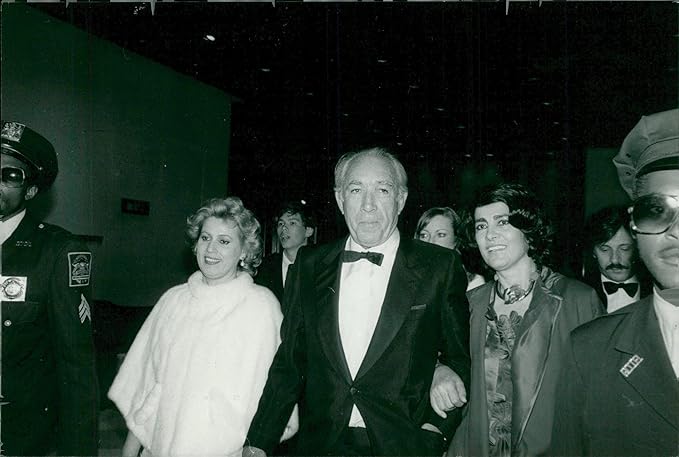 Download Anthony quinn wife HD