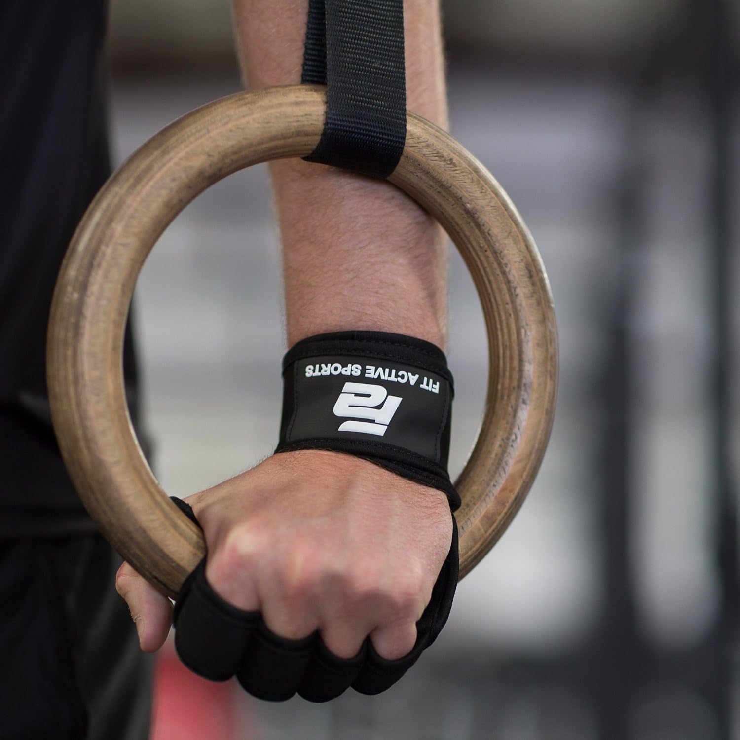New Ventilated Weight Lifting Gloves with Built-In Wrist Wraps, Full Palm Protection & Extra Grip. Great for Pull Ups, Cross Training, Fitness, WODs & Weightlifting. Suits Men & Women : Sports & Outdoors