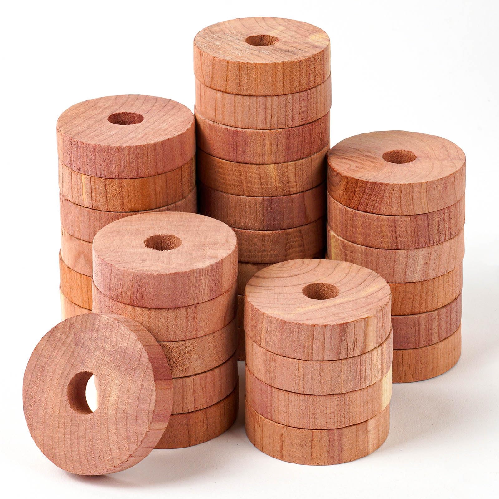 Adiwo Moth Repellent for Wardrobes, 32 PC 100% Natural Cedar Wood Rings, Natural Cedar Balls, Aromatic Insect Repellent, Drawer Fresheners, Moth Killer Cedar Wood Rings, Eco Friendly (40x10mm)