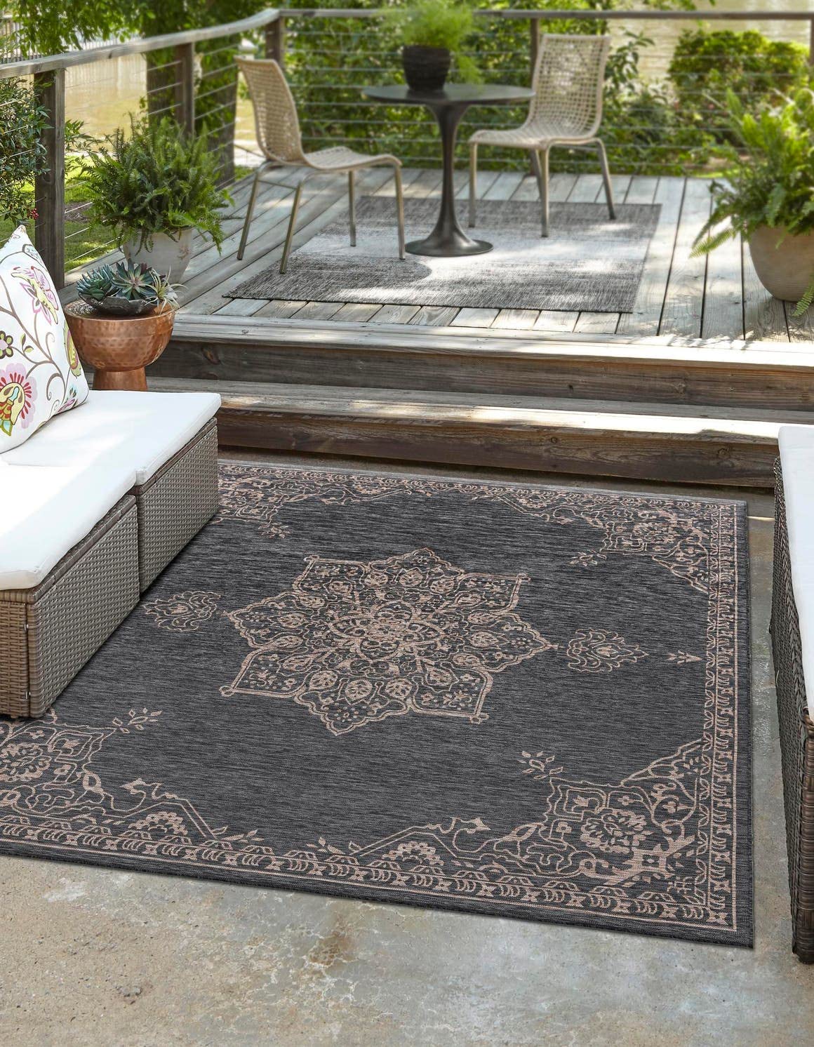 Unique Loom Outdoor Traditional Collection Area Rug - Antique (10' Square Charcoal Gray/Natural) Image