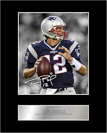 Tom Brady Signed Mounted Photo Display Nfl New England Patriots 1 Autographed Gift Picture Print Amazon Co Uk Kitchen Home