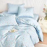 Wake In Cloud - Floral Comforter Set, Coquette Cottagecore Aesthetic Flower Shabby Chic Pattern for Women Teen Girls, Soft Lightweight Bedding, 3 Pieces, Blue Pink, Full Size
