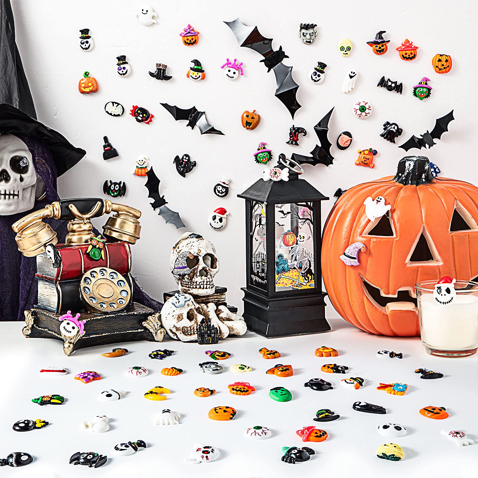 50 Pcs Halloween Resin Flatback Decorations, 3D Phone Case Flatback Skull Accessory with Pumpkin Skeleton Owl Bat, DIY Mini Halloween Slime Charms for Decorate Hairpins, Scrapbooking, Picture Frame