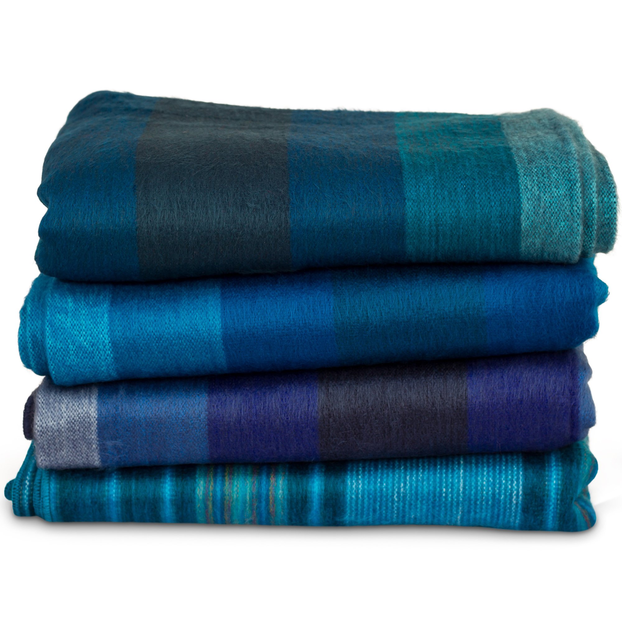 Tumia LAC Super soft blanket/throw Single Bed Size. Blue.