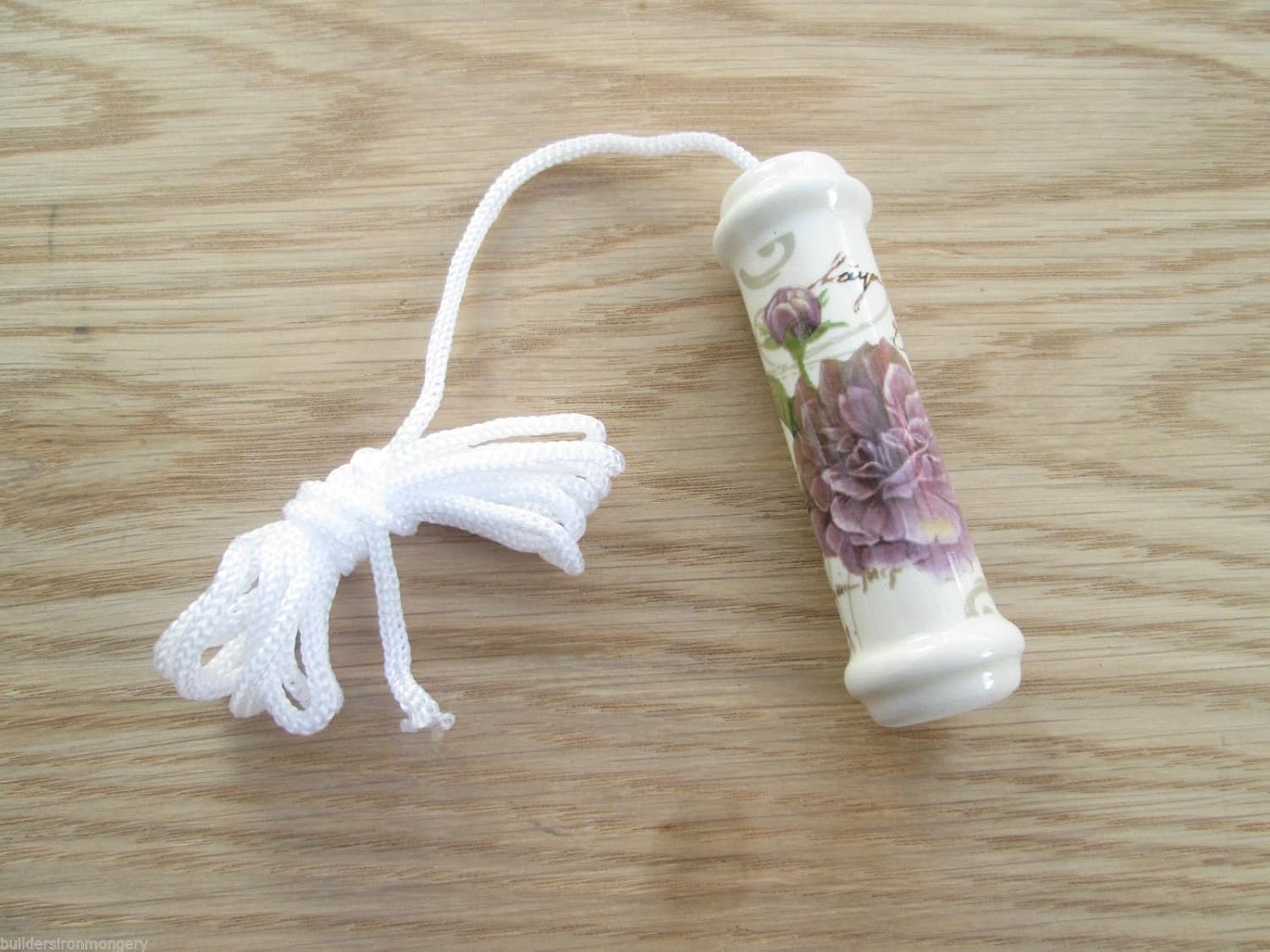 IRONMONGERY WORLD® Ceramic Bathroom Light Pull Handle with Cord Vintage