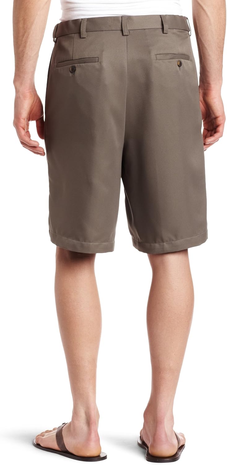 Haggar Men's Cool 18 Gabardine Hidden Expandable-Waist Plain-Front Short at  Men’s Clothing store: Golf Shorts